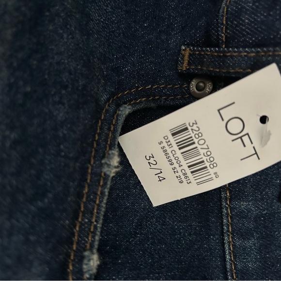 NWT Loft Bermuda Shorts - Picture 4 of 4